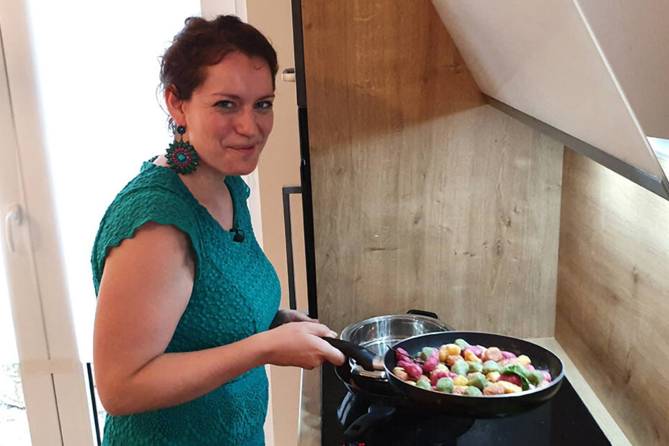 ... Anke (31). Die beiden Vegetarierinnen der Runde, konnten sich am Ende den Sieg und somit "Das perfekte Dinner" sichern. Beiden bekamen von ihren Konkurrenten jeweils 32 Punkte für ihr Menü.