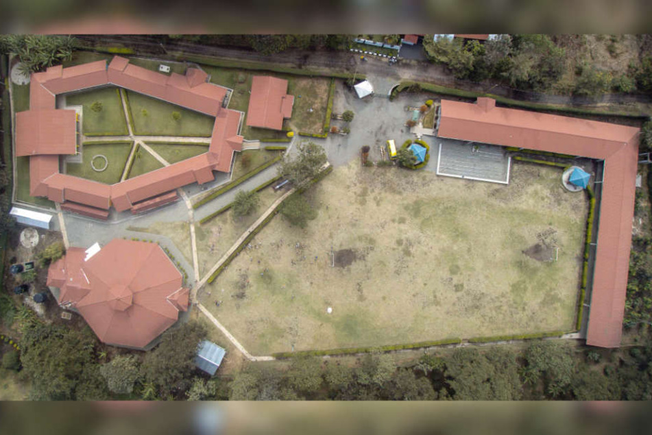 Das Camp hat schon einiges zu bieten: Weisenhaus, Kindergarten und Schule.