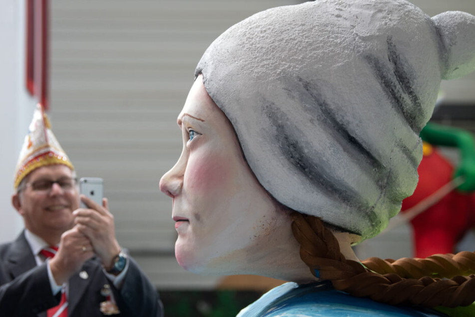 Greta Thunberg wird ebenfalls als Pappfigur beim Kölner Karneval dabei sein.