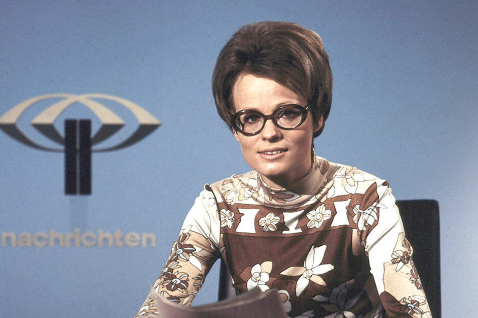 1971 wurde von Wibke Bruhns (80) die erste Nachrichtensendung im Fernsehen präsentiert.