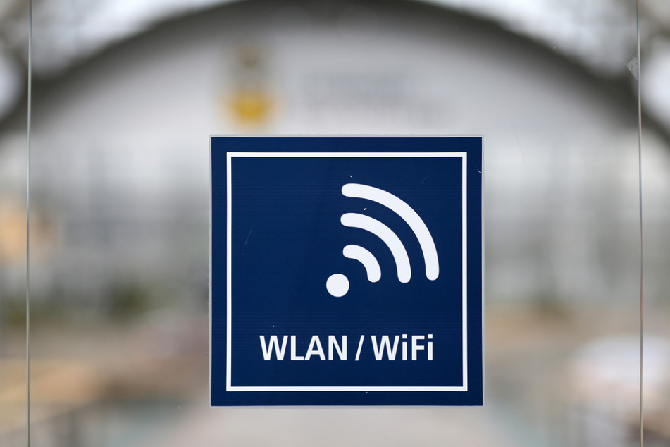 Kein Internet, kein Anschluss. Nach willen der Flüchtlingsunterstützer soll sich das ändern. (Symbolbild)