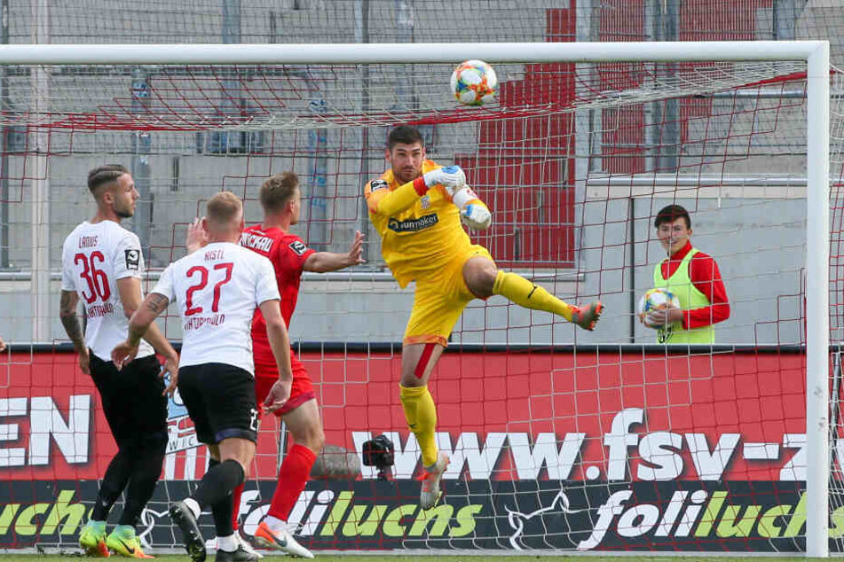 Stark gespielt, souverän gewonnen. FSV-Kapitän Johannes Brinkies hat mit seiner Mannschaft gegen Viktoria Köln Wort gehalten.