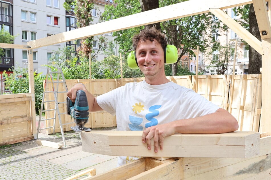 Veranstalter Paul Brunn (29) rief 2023 erstmals "Bunter Sommer Neustadt" ins Leben.