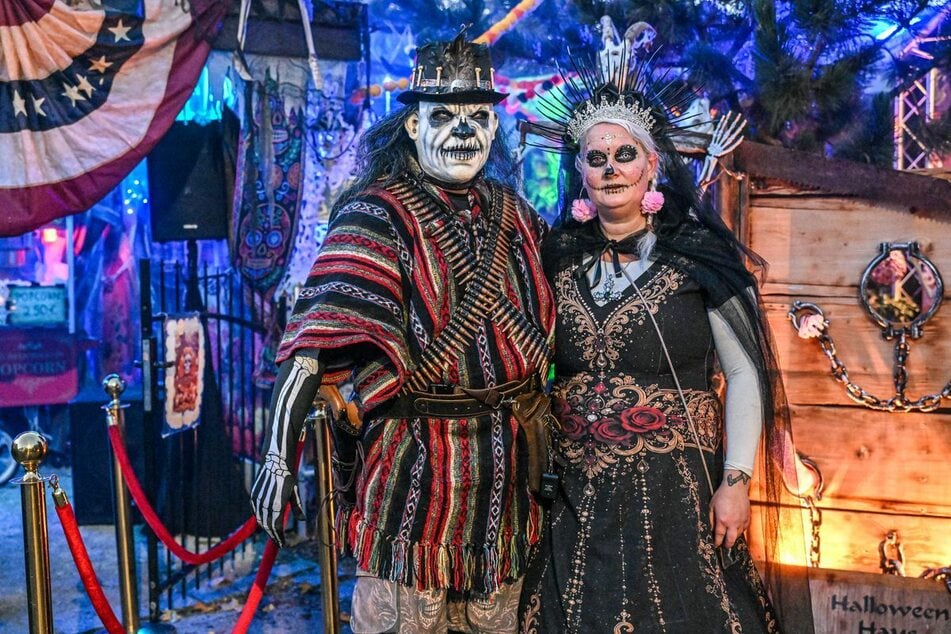 In diesem Jahr entführt die Biberacher Familie König die Besucher ihres Gruselhauses in eine mexikanische Totenwelt ganz im Zeichen des farbenfrohen "Día de los Muertos".