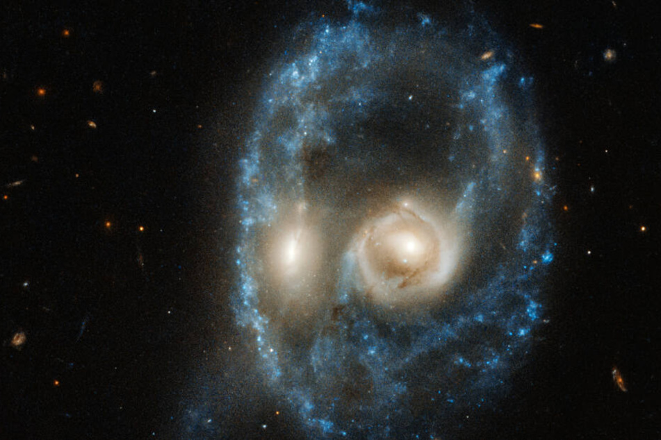 Gespenstisch: Teleskop "Hubble" fotografiert riesiges Gesicht im Weltraum