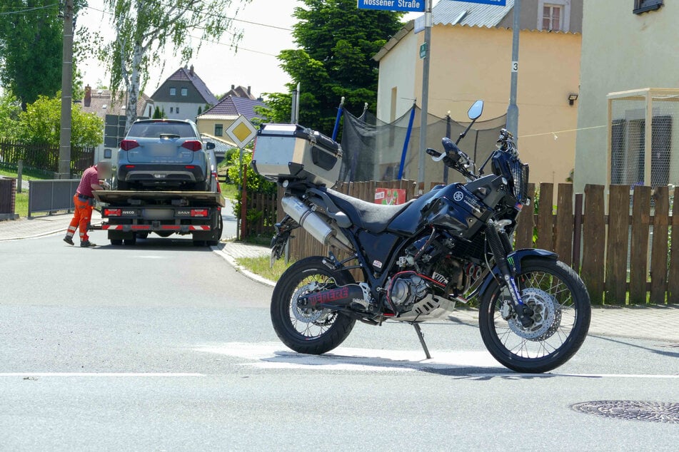 Dieses Motorrad krachte am Mittwochmittag in Striegistal (Landkreis Mittelsachsen) mit einem Suzuki zusammen. Der Biker wurde dabei leicht verletzt.