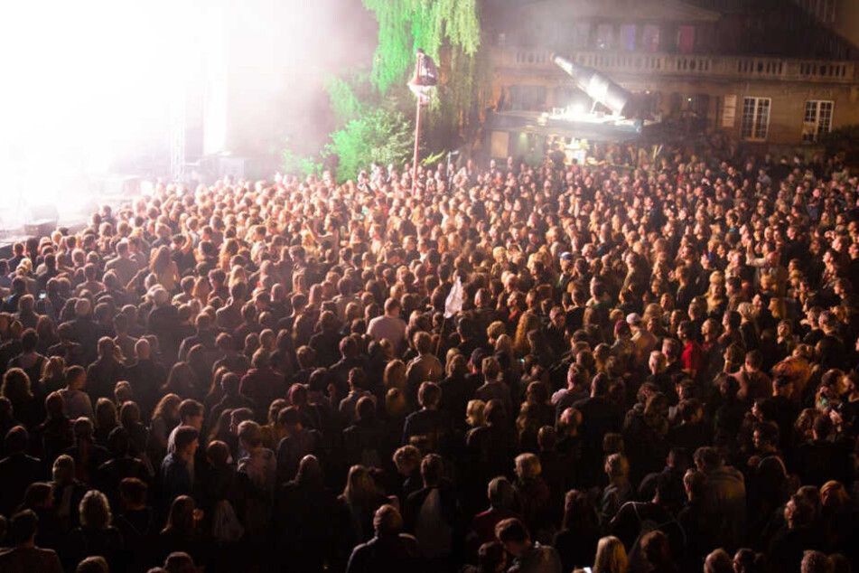 Das Campusfest zieht jedes Jahr tausende Feier-Freunde auf dem Campus am Sportforum.