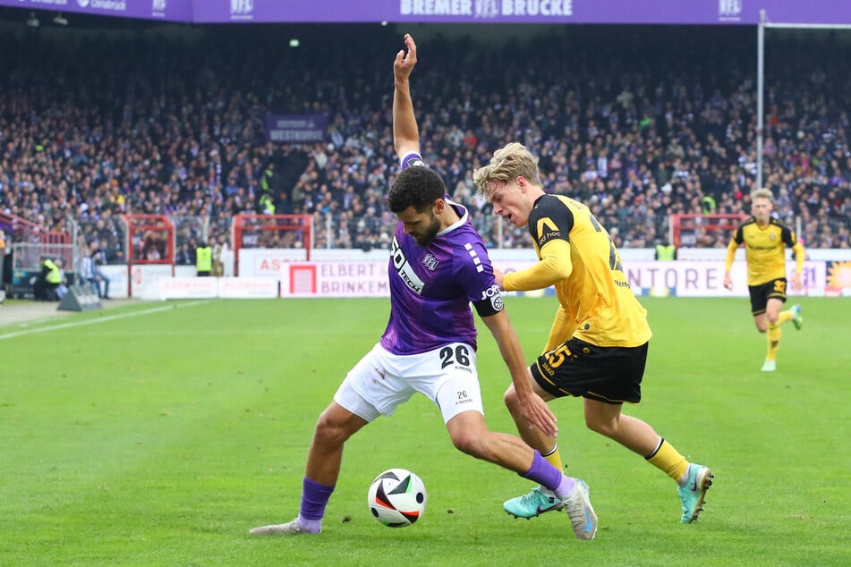 Wie ein Kettenhund: Jonas Oehmichen (20, r.) klebte an seinen Gegenspielern dran und holte sich so zig Bälle. Hier erkämpfte er sich das Leder gegen VfL-Kapitän Dave Gnaase (27).