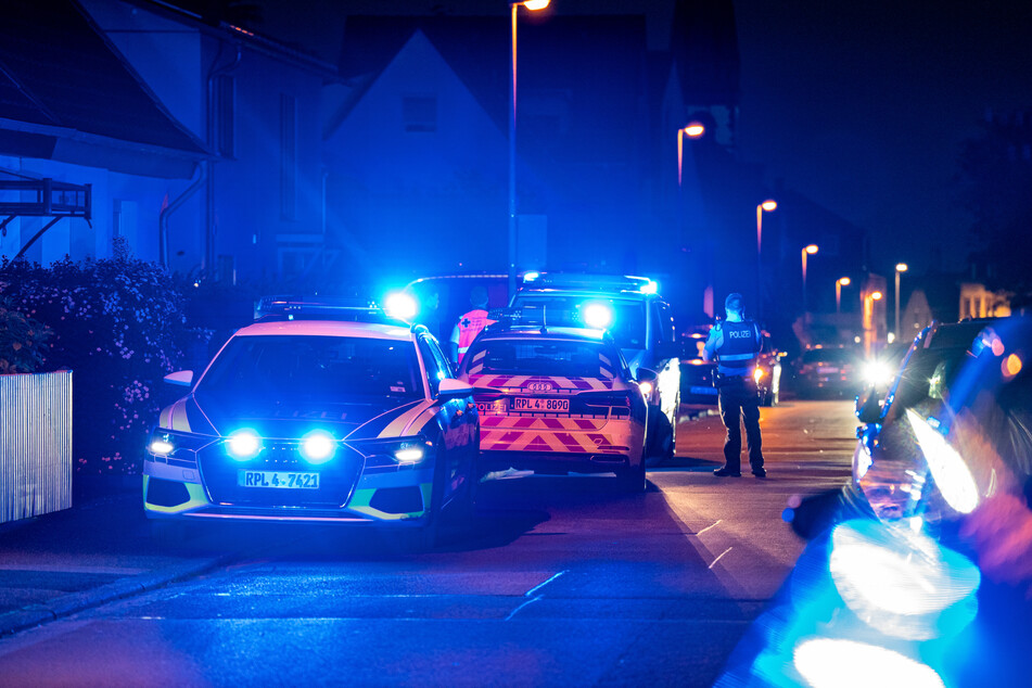 Im beschaulichen Mainzer Stadtteil Gonsenheim wurde am Donnerstag eine Radfahrerin von einem Auto erfasst und tödlich verletzt.