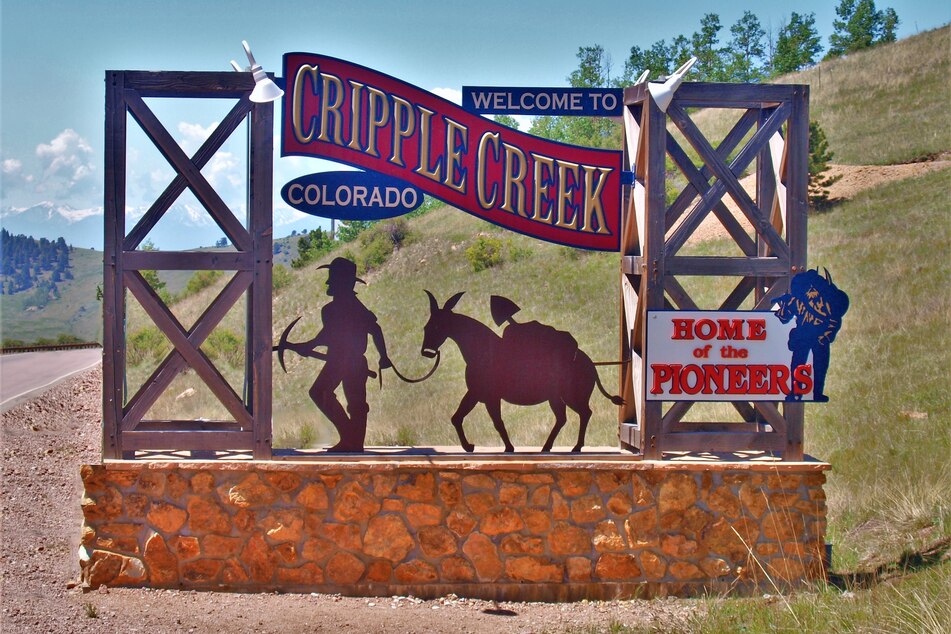 Trapped tourists rescued after getting stuck underground at Colorado gold mine