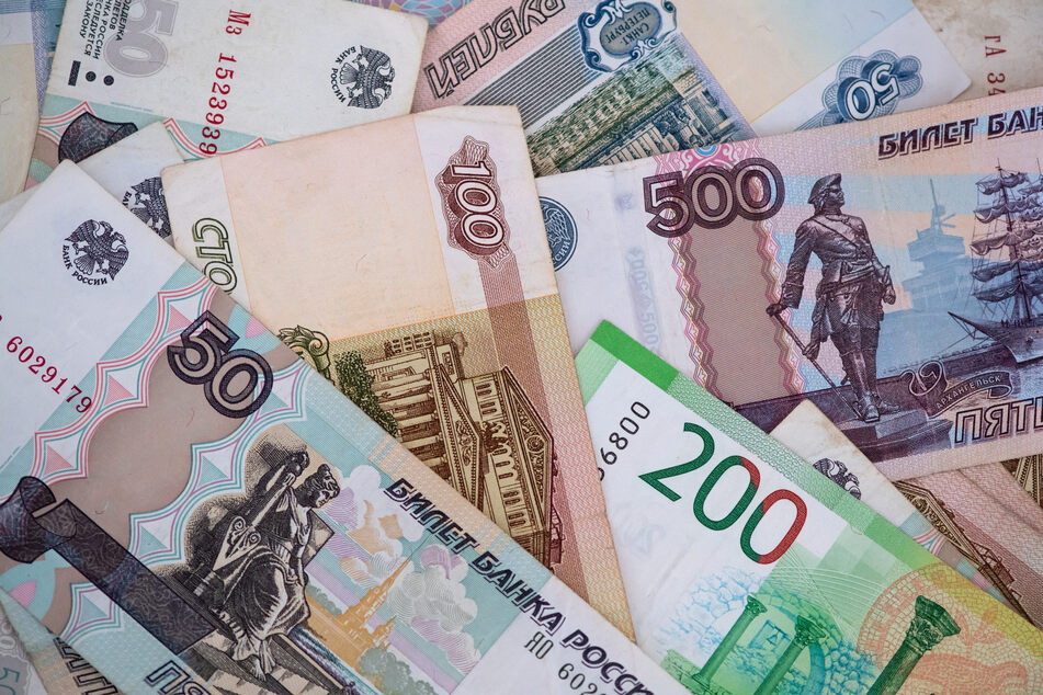Russland Präsident, Wladimir Putin (69) hat angewiesen, die Zahlungen für russische Gaslieferungen nach Europa von Euro und Dollar auf Rubel umstellen zu lassen.