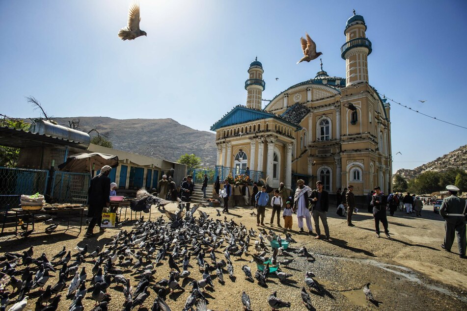 A grenade attack at Afghanistan's Pul-e Khishti mosque reportedly injured 11 people.