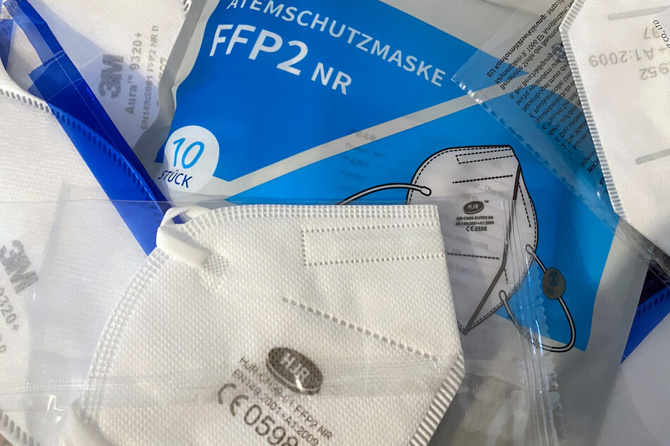FFP2-Masken gehören auch im Leipziger Rathaus ab sofort zum vorgeschriebenen Standard.