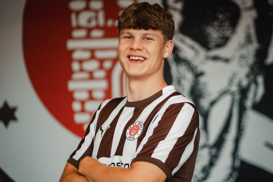 Der FC St. Pauli hat sich mit Jannik Robatsch (20) von Austria Klagenfurt verstärkt.