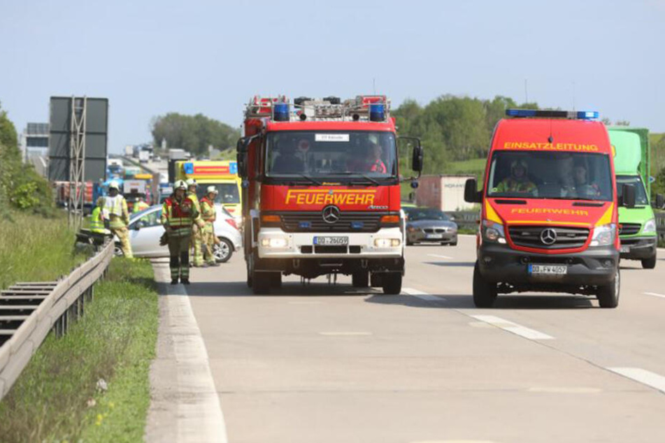 Die rechte Fahrbahn wurde gesperrt.