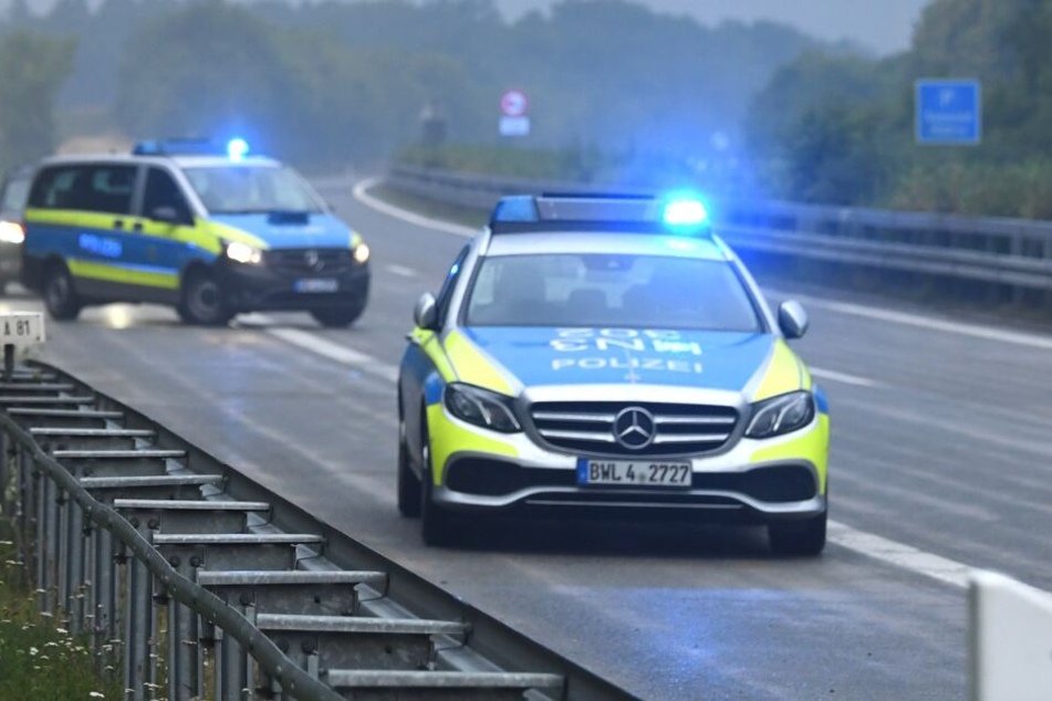 Die Polizei eilte zum Unfallort. (Symbolbild)