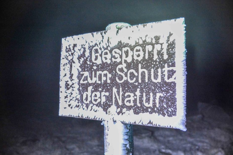 Winterliche Szenerie am Sonntagabend auf dem Brocken.