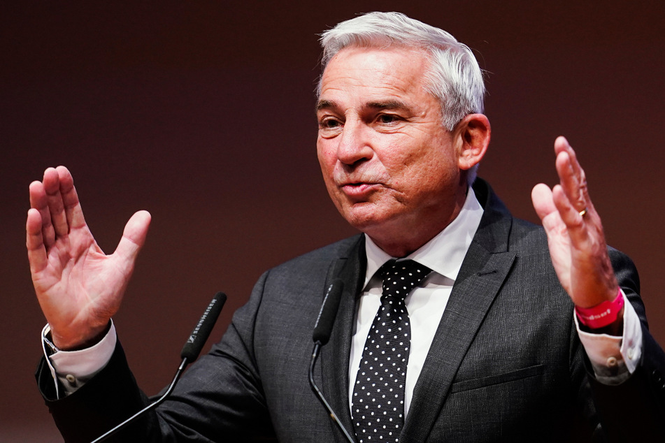 Für Innenminister Thomas Strobl (61, CDU) wurde eine Grenze überschritten.