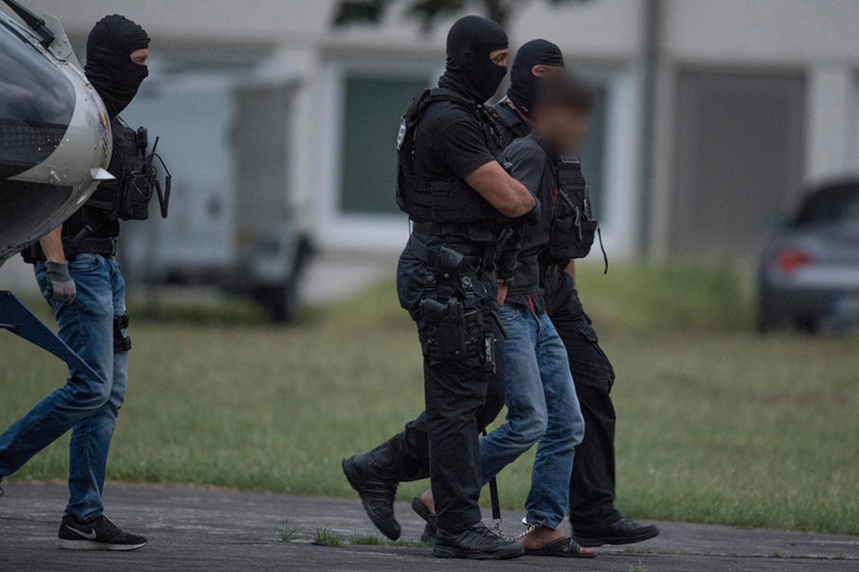 Der Tatverdächtige im Todesfall Susanna war an Bord einer Lufthansa-Maschine aus dem nordirakischen Erbil von der Bundespolizei nach Frankfurt gebracht worden.