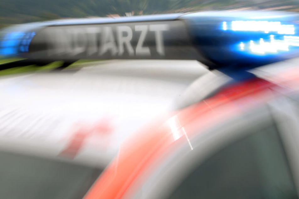 Die Rettungskräfte konnten das Leben eines 22-Jährigen nicht retten. (Symbolbild)