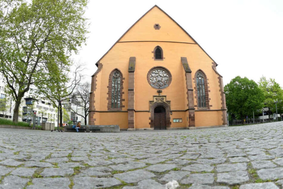 Evangelische Leonhardskirche in Stuttgart: Hier begann das Leben auf der Straße.