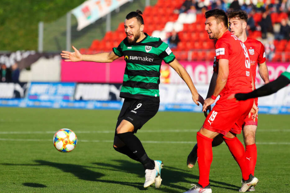 Münster-Stürmer Rufat Dadashov (l.) und seine Teamkollegen sind in der 3. Liga Vorletzter.