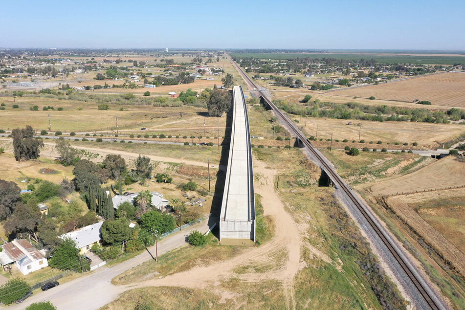 Das "Fresno River Viaduct" wirkt wie in die Landschaft gefallen.