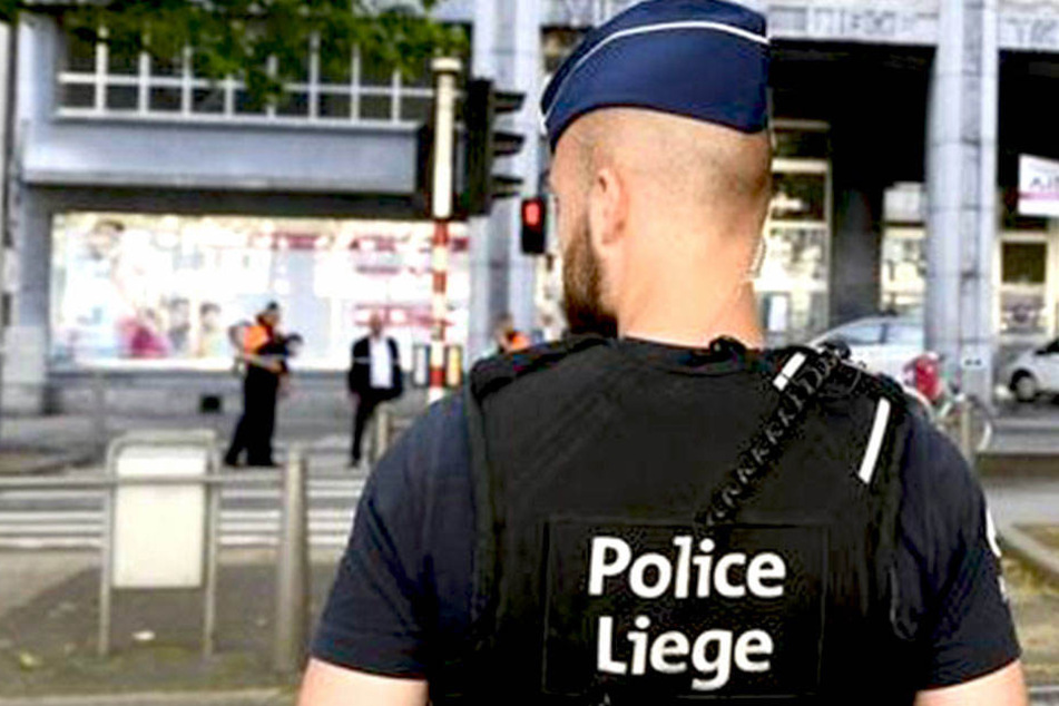 Nachdem in Belgien ein Polizeibeamter erschossen wurde, nahm die Polizei einen Verdächtigen fest.
