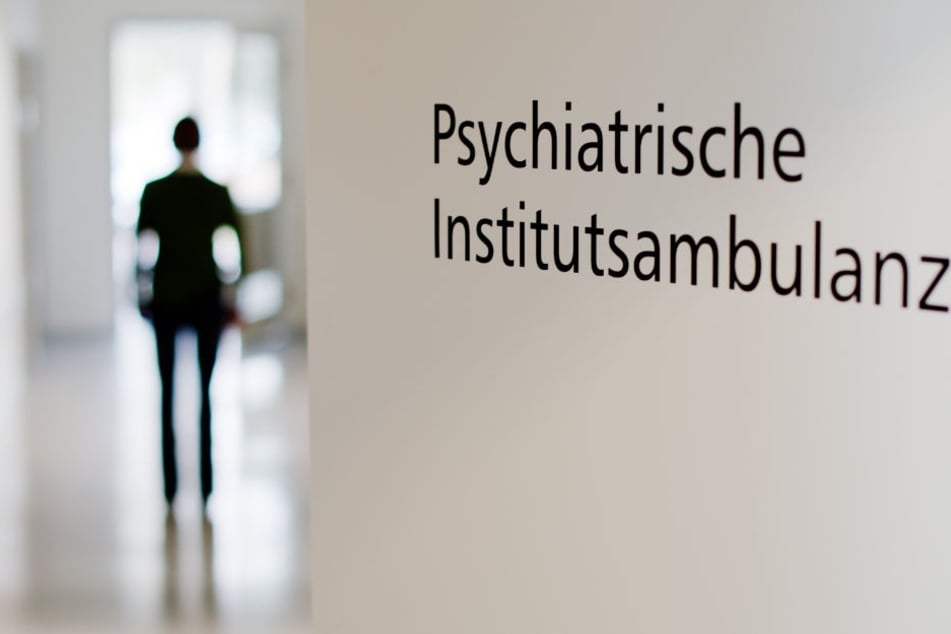Dem Täter wurde eine schizophrene Psychose bescheinigt, was ihn zur Gefahr für die Allgemeinheit machen würde. (Symbolbild)