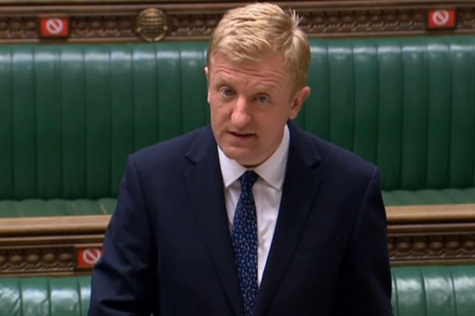 Der britische Vizepremierminister, Oliver Dowden (45) rät, sich für den Krisenfall für mindestens drei Tage mit Nahrungsmitteln und Wasser einzudecken.