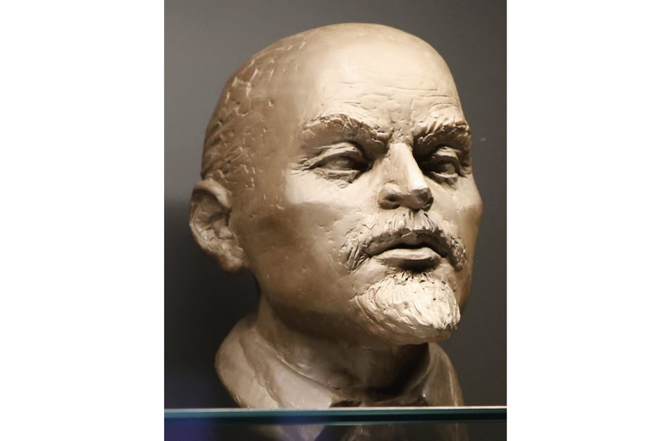 Eine Lenin-Büste aus Meissener Produktion.