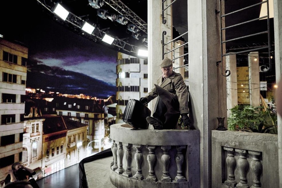 Szenenfoto aus der Mini-Serie "A Spy Among Friends" mit Damian Lewis als Nicholas Elliott.