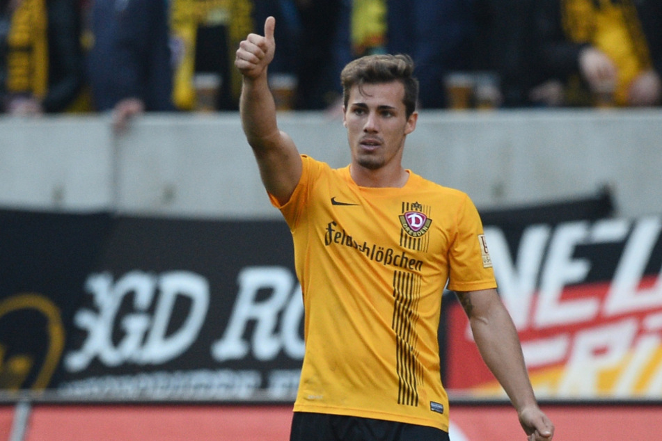 Daumen hoch: Sinan Tekerci absolvierte zwischen 2014 und 2016 ganze 58 Partien (sechs Tore, fünf Vorlagen) für Dynamo Dresden und kann sich nun mit der SVE über den Aufstieg in die 3. Liga freuen.