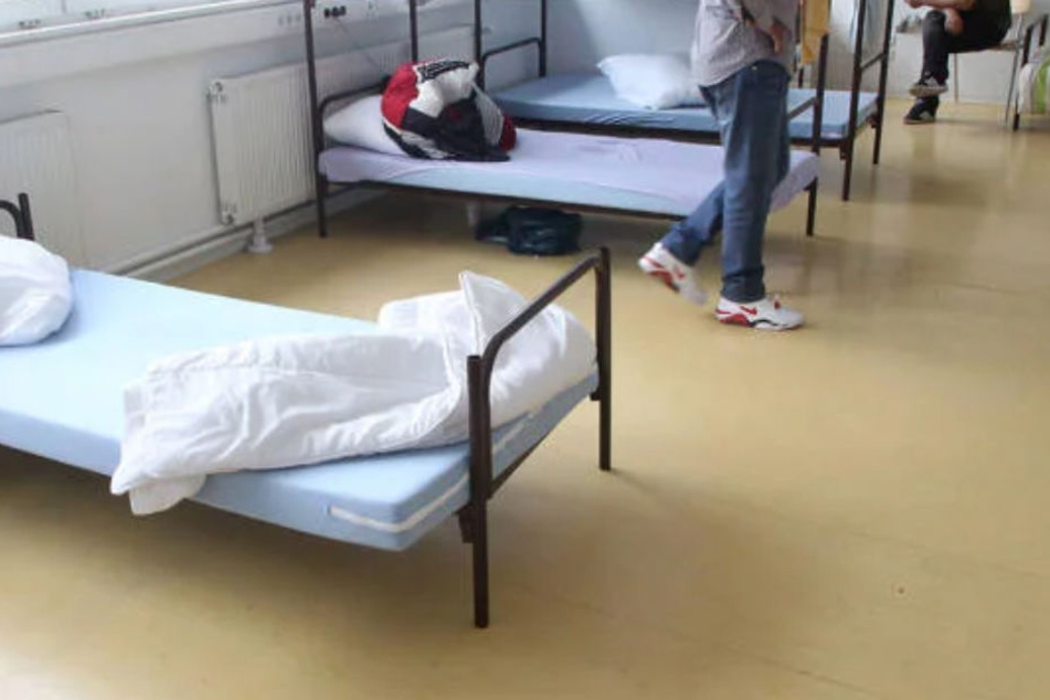 Die Belegungszahlen in der Unterkunft Fürstenfeldbruck sollen zu hoch sein.