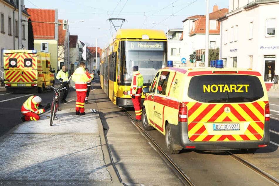 77Jähriger in Dresden von Straßenbahn erfasst TAG24