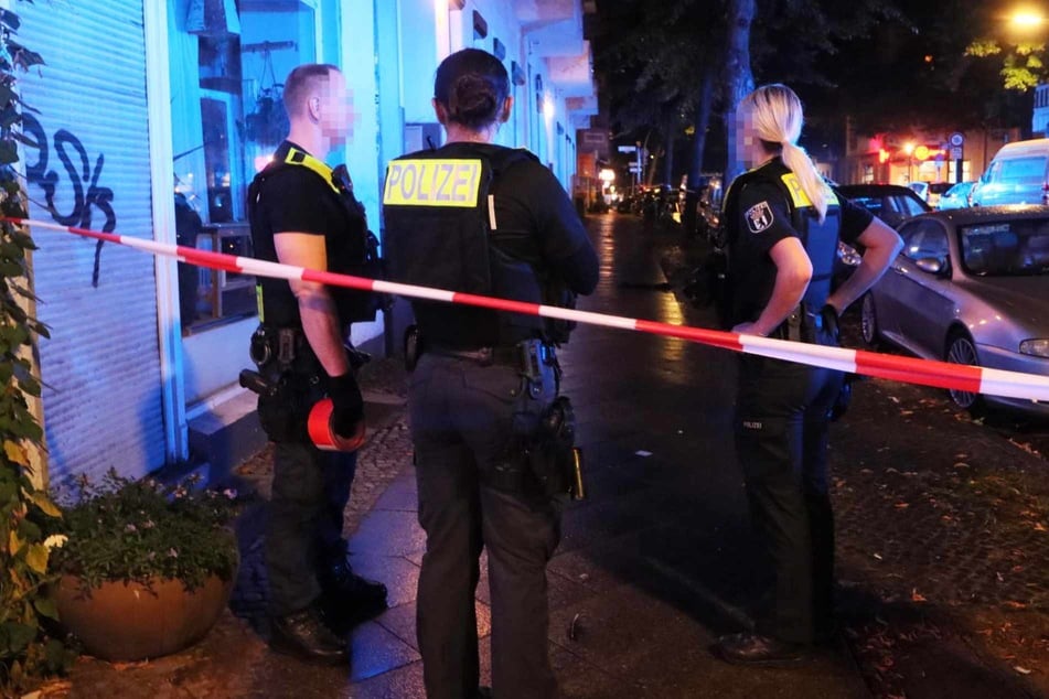 Messerattacke: Messerstiche in Neukölln: 19-Jähriger von Unbekannten attackiert