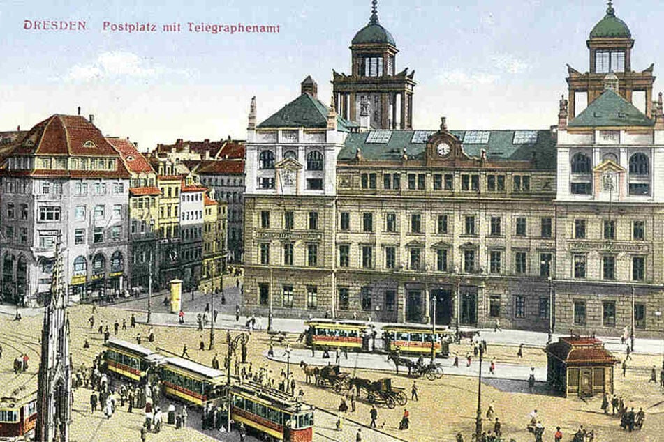 Im Krieg zerstört: Das kaiserliche Fernsprechamt am Postplatz (1830-32 erbaut).