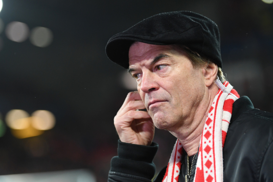 "Die Toten Hosen"-Frontmann Campino (58) hat eine wichtige Regel bei der Konzertplanung.