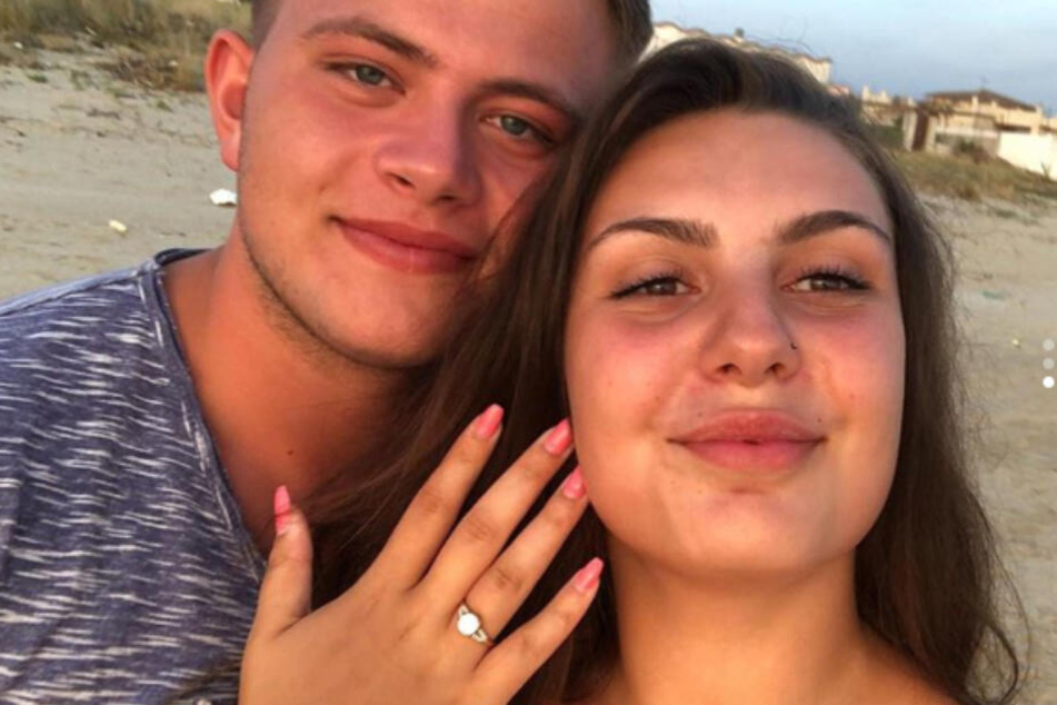 Für Sara Lombardi und ihren Freund Zino läuten bald die Hochzeitsglocken.