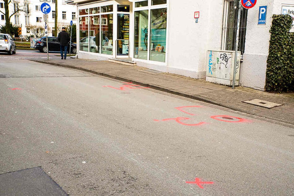 An der Rohrteichstraße wurden die beiden Richter angefahren.