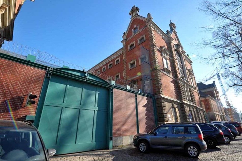 Der alte Knast in Zwickau: Über eine spätere Weiterverwendung wird schon
jetzt spekuliert.