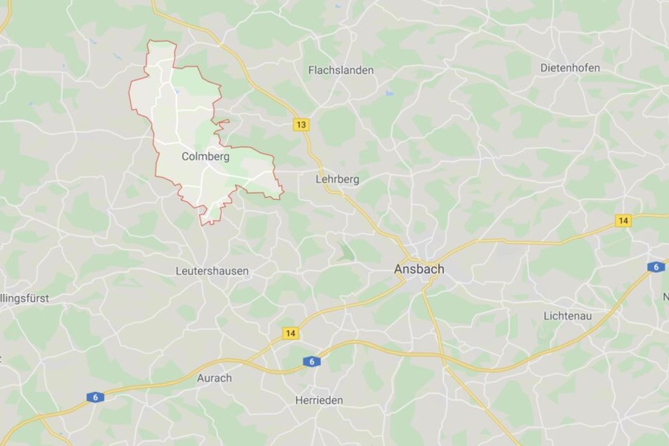 Auf der Staatsstraße 2250 sind zwischen Colmberg und Geslau zwei Fahrzeuge kollidiert.