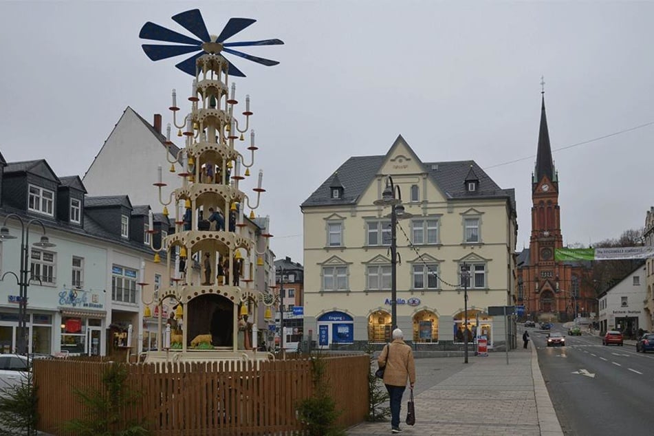 Aue, hier mit dem Altmarkt, und Bad Schlema bekommen dank des sächsischen Finanzausgleichs jährlich 1,15 Millionen Euro mehr.