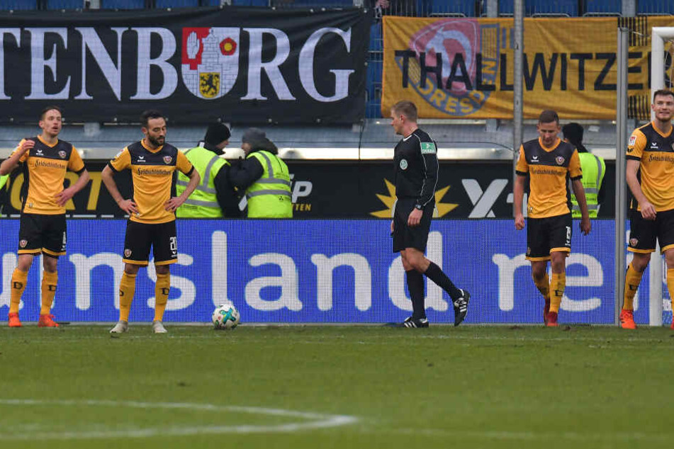 Dynamo konsterniert nach dem Gegentreffer.