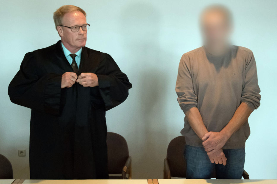 Der Angeklagte machte durch sein "Augenblickversagen" acht Kinder zu Waisen.