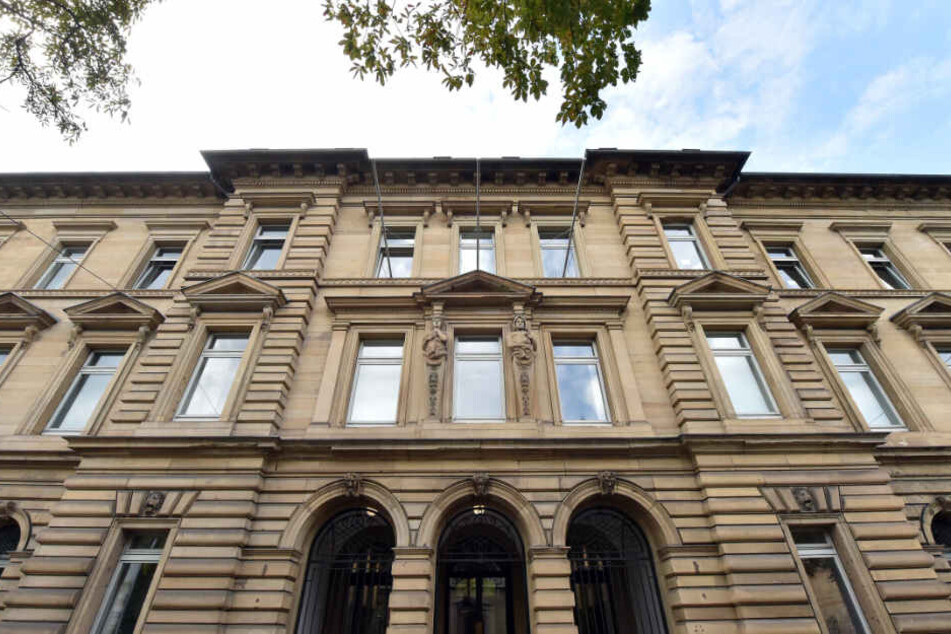 Der Prozess findet in der Pforzheimer Außenstelle des Karlsruhe Landgerichts (Foto) statt.