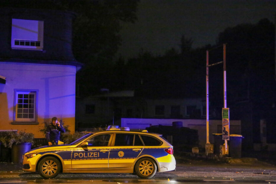 Die Polizei sucht Zeugen.