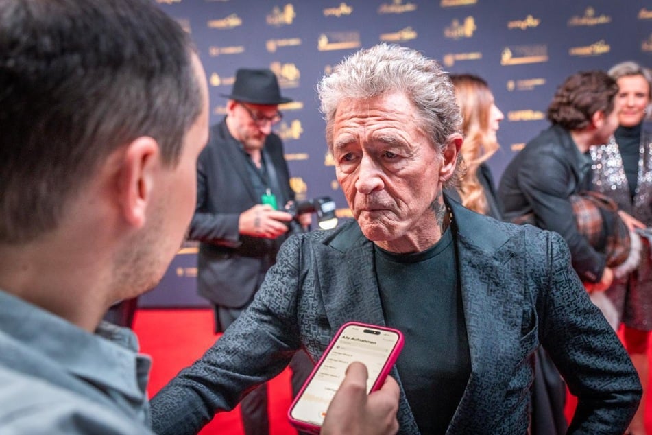 Peter Maffay (75) war am Freitag zu Gast bei der Goldenen Henne, wurde dort für sein Lebenswerk ausgezeichnet.