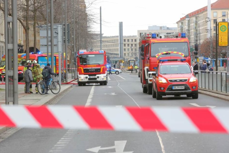 Die Wilsdruffer Straße ist stadtauswärts gerade dicht.