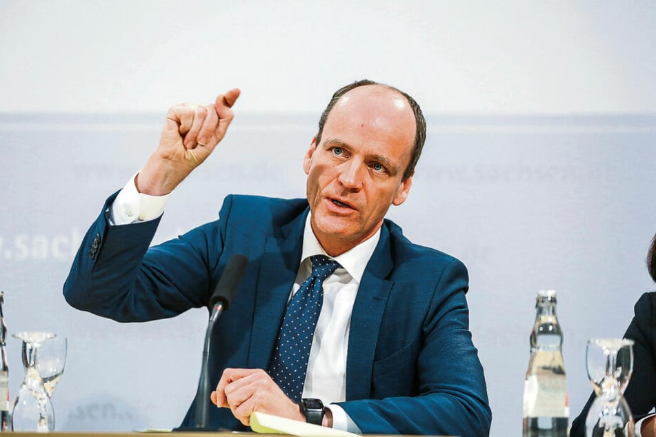 Finanzminister Matthias Haß (52, CDU): "Der Staat muss sich anstrengen, wenn er auf Augenhöhe mit den Steuerbetrügern bleiben will."